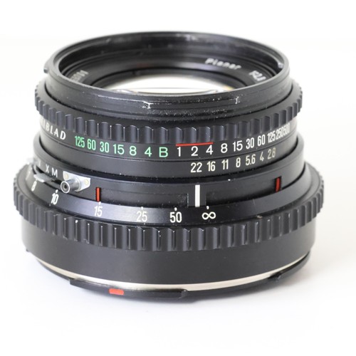 Hasselblad carl zeiss - carl,